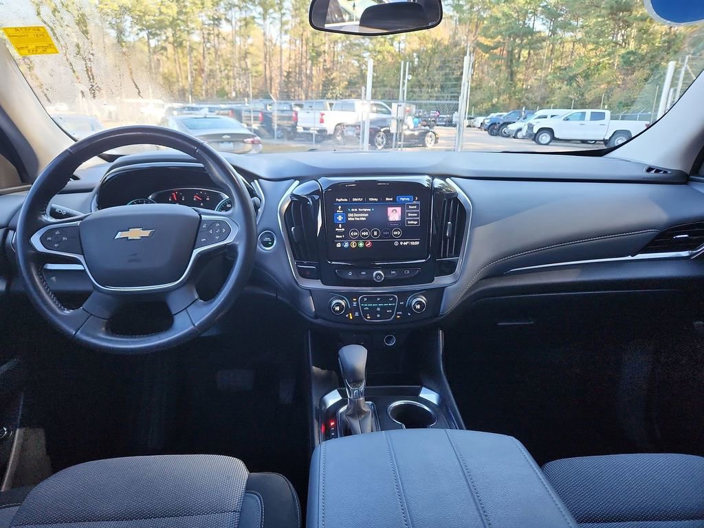 Certified 2021 Chevrolet Traverse LT image 13
