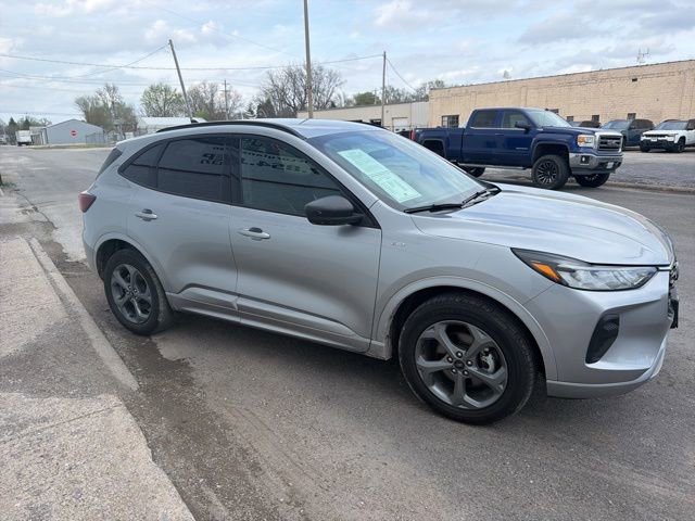 Used 2024 Ford Escape ST-Line image 4