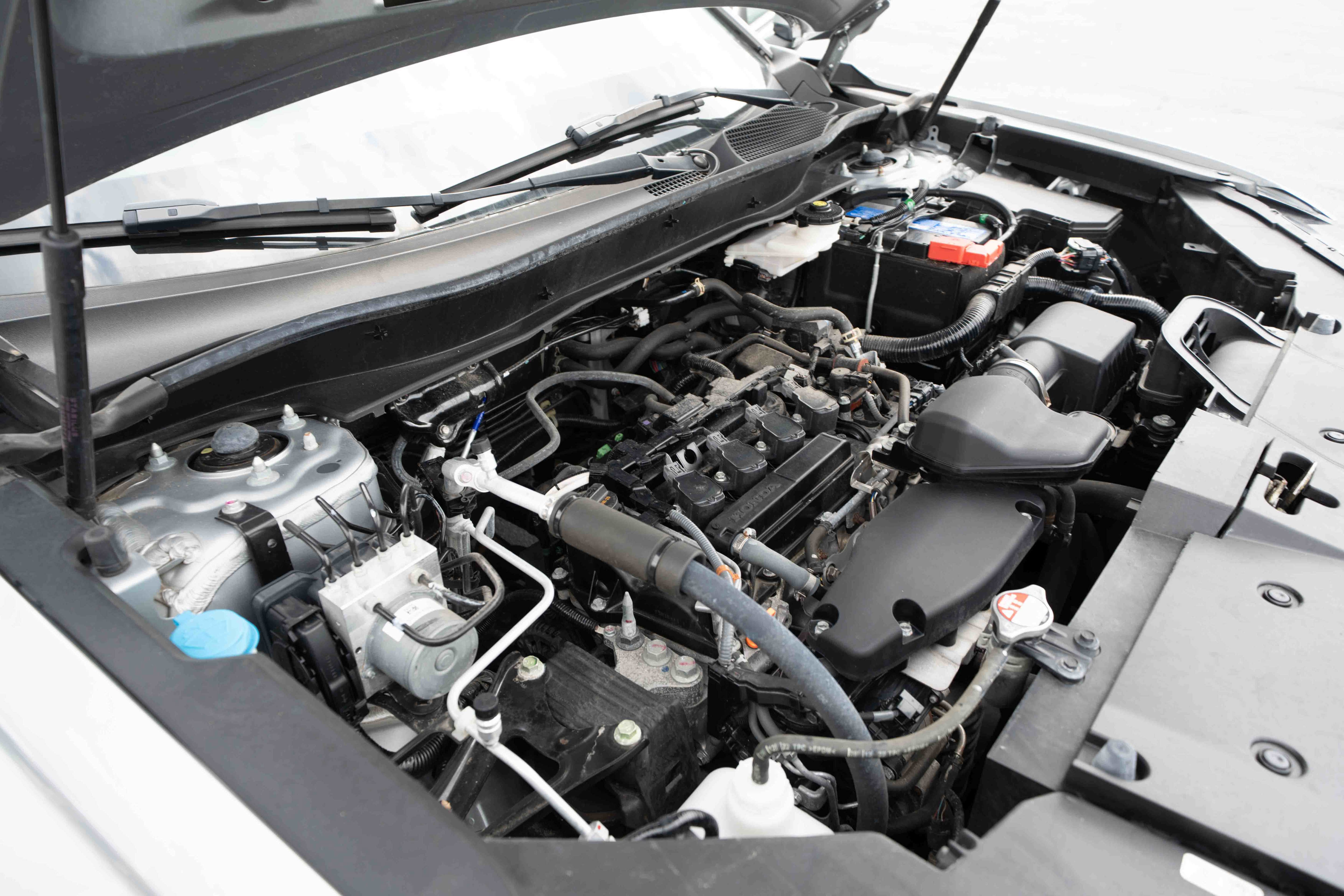 Used 2024 Honda CR-V LX image 32