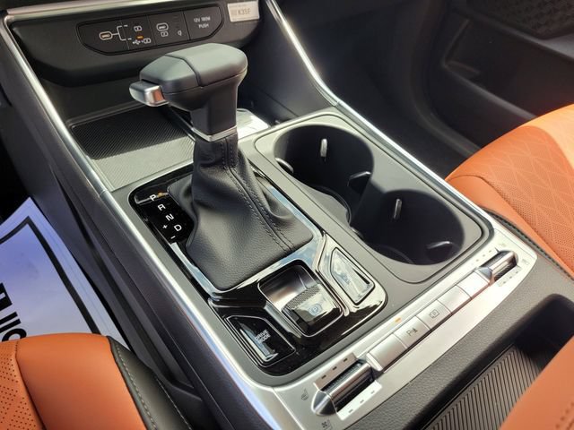 New 2026 Kia Carnival SX w/ SX Dark Edition Package FWD image 10