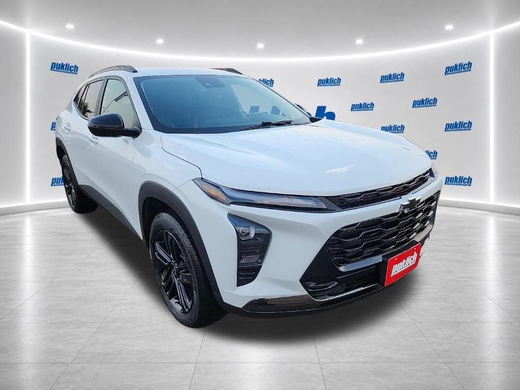 Certified 2025 Chevrolet Trax ACTIV w/ Driver Confidence Package FWD image 7