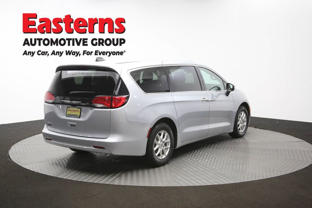 Used 2023 Chrysler Voyager LX FWD image 40