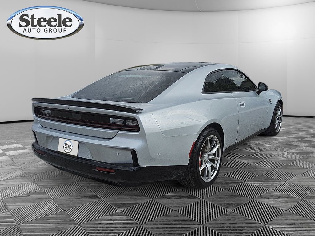 Used 2024 Dodge Charger R/T Scat Pack w/ Plus Group image 5