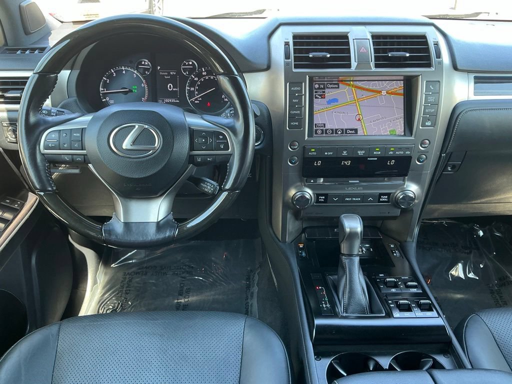 Used 2020 Lexus GX 460 Luxury w/ Accessory Package AWD/4WD image 12