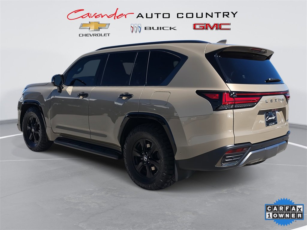 Used 2025 Lexus LX 700h Overtrail image 7