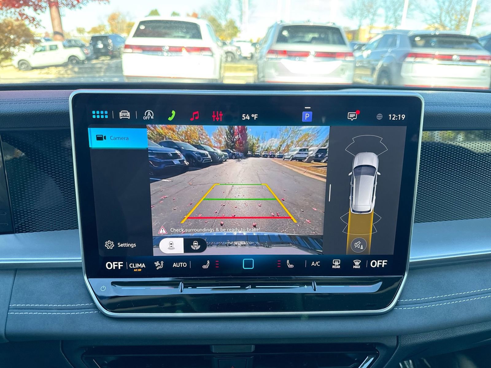 New 2026 Volkswagen Tiguan SE image 17