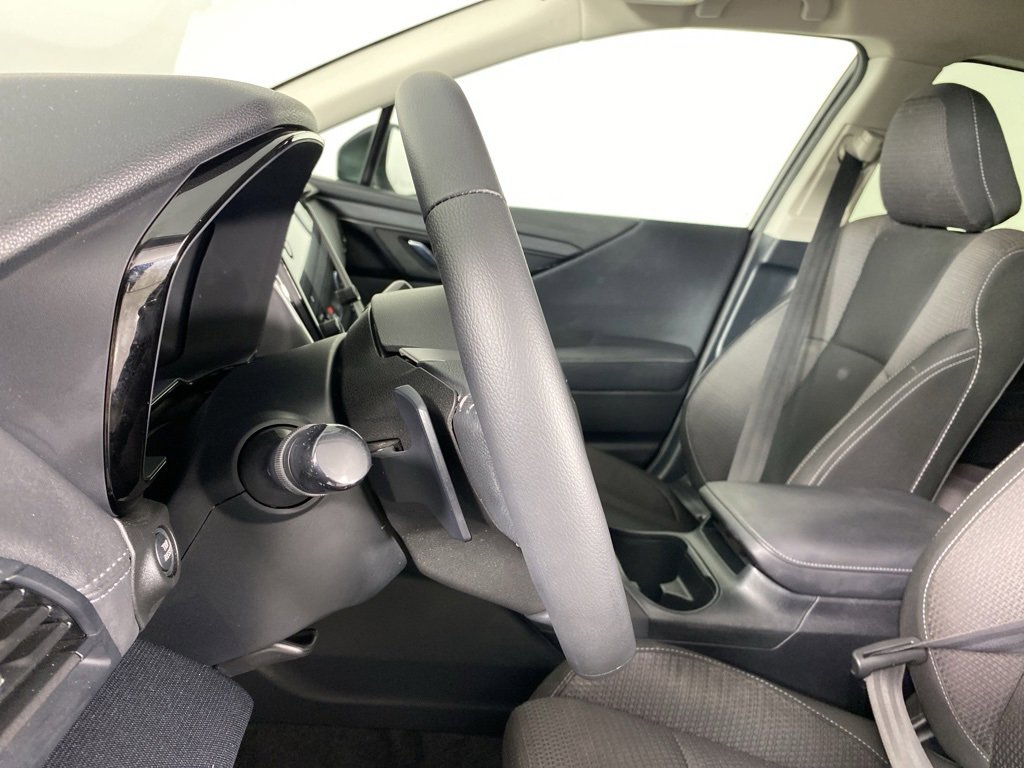 Used 2023 Subaru Outback Premium image 28