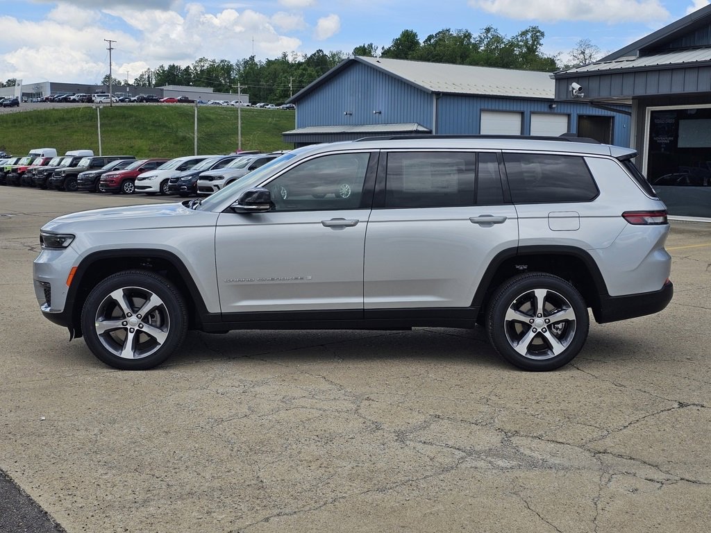 New 2025 Jeep Grand Cherokee L Limited w/ Luxury Tech Group II image 2