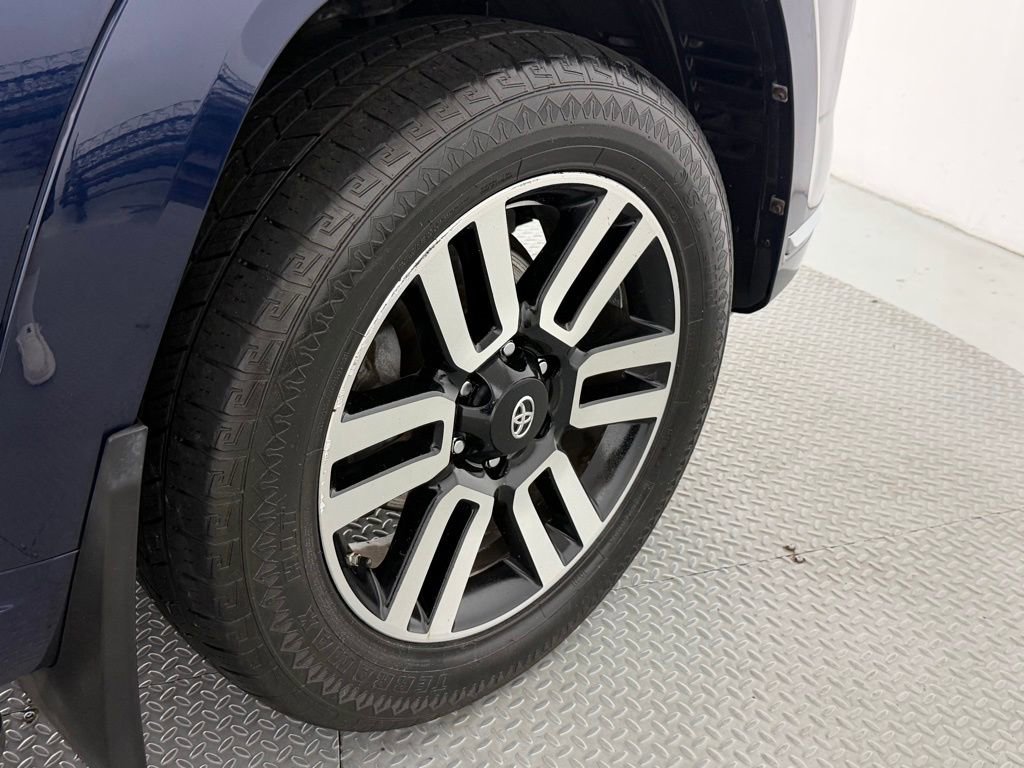 Used 2015 Toyota 4Runner Limited AWD/4WD image 60