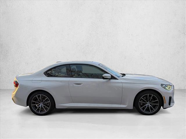 Used 2025 BMW 230i xDrive Coupe w/ Premium Package image 4