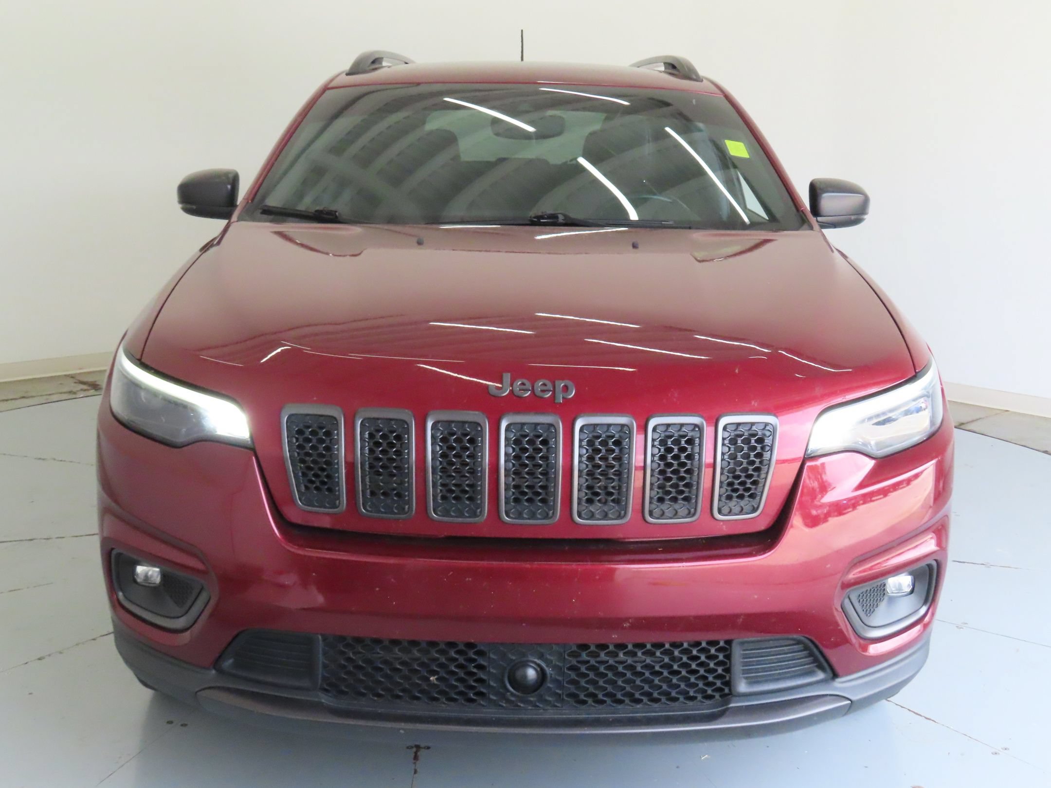 Used 2021 Jeep Cherokee Latitude Lux 80th Anniv w/ Quick Order Package 26U 80TH AWD/4WD image 9