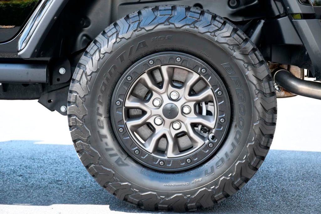 Used 2023 Jeep Wrangler Unlimited Rubicon 392 image 23