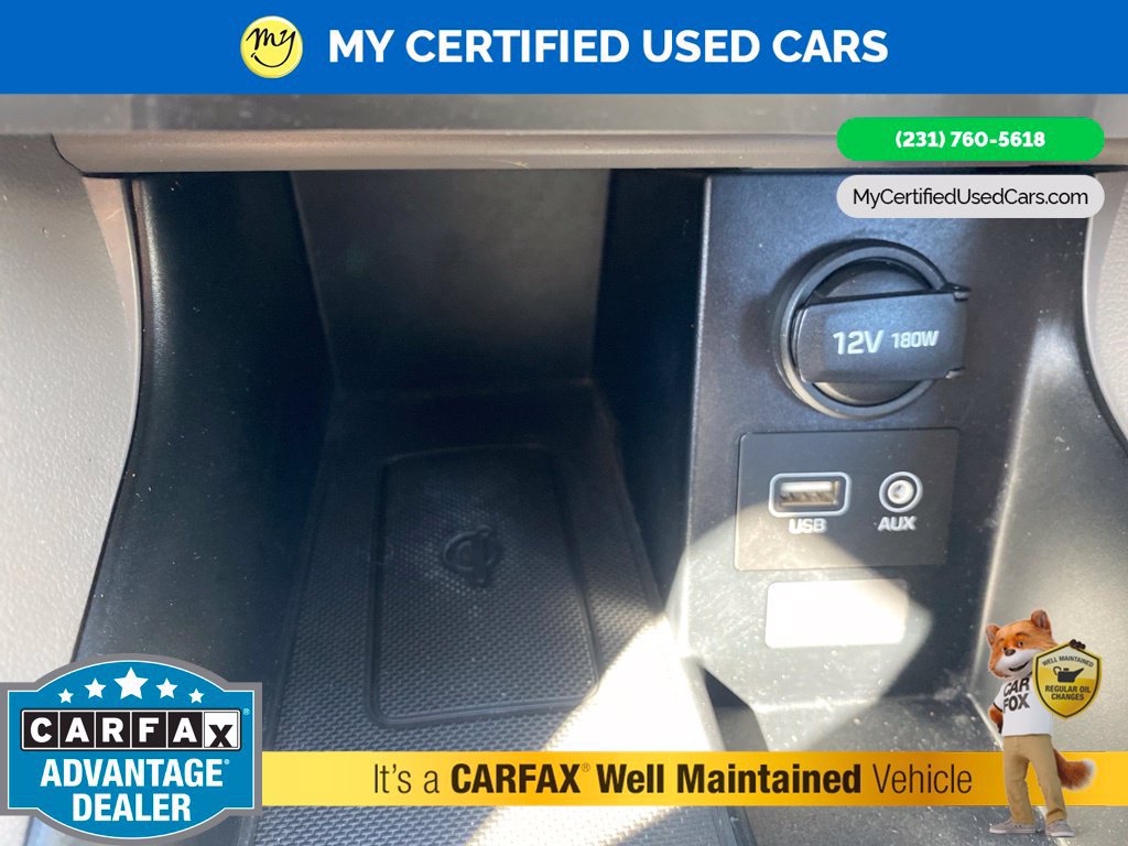 Used 2019 Hyundai Elantra Limited FWD image 34