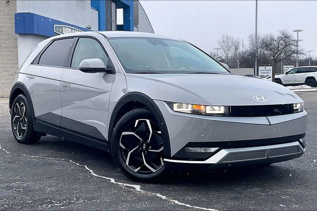Certified 2024 Hyundai Ioniq 5 SE image 34