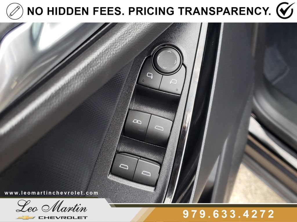 Used 2026 Chevrolet Equinox LT FWD image 16