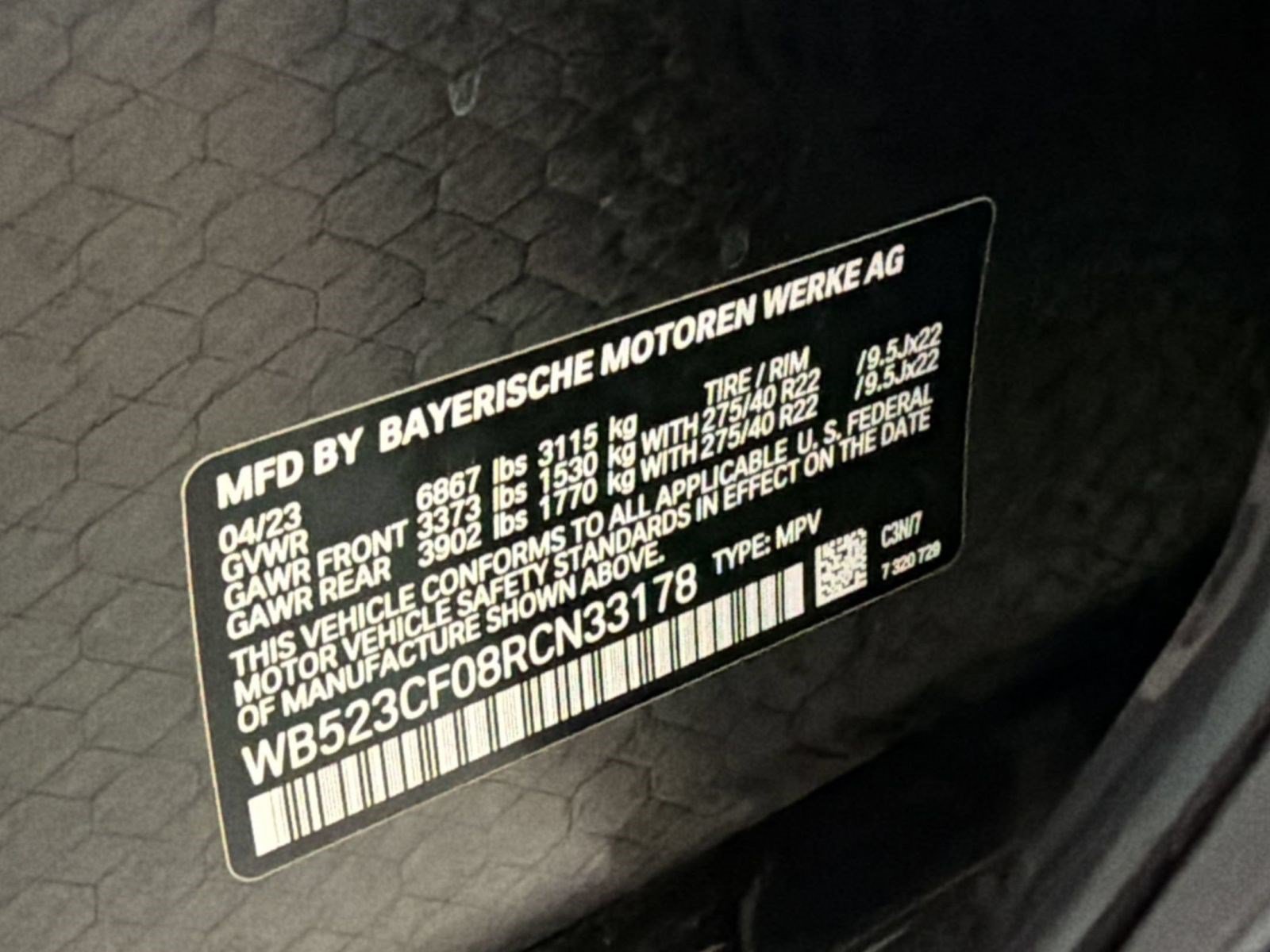 Used 2024 BMW iX xDrive50 w/ Premium Package AWD/4WD image 18