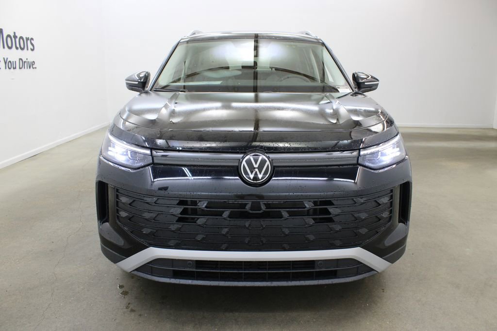 New 2026 Volkswagen Tiguan S FWD image 7