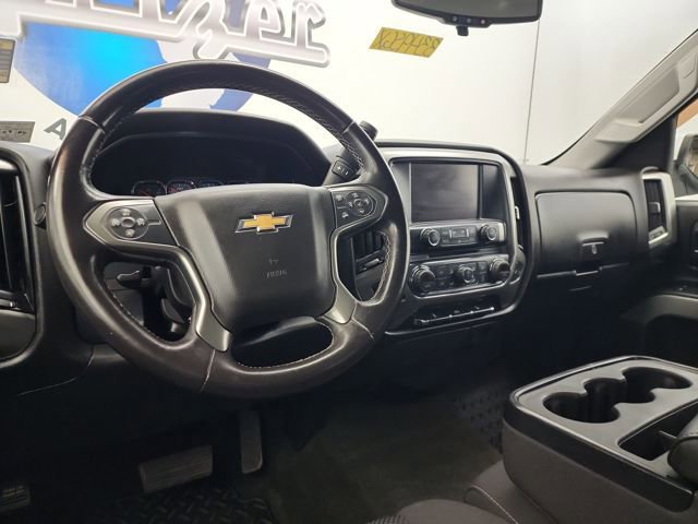 Used 2018 Chevrolet Silverado 1500 LT w/ All Star Edition image 17