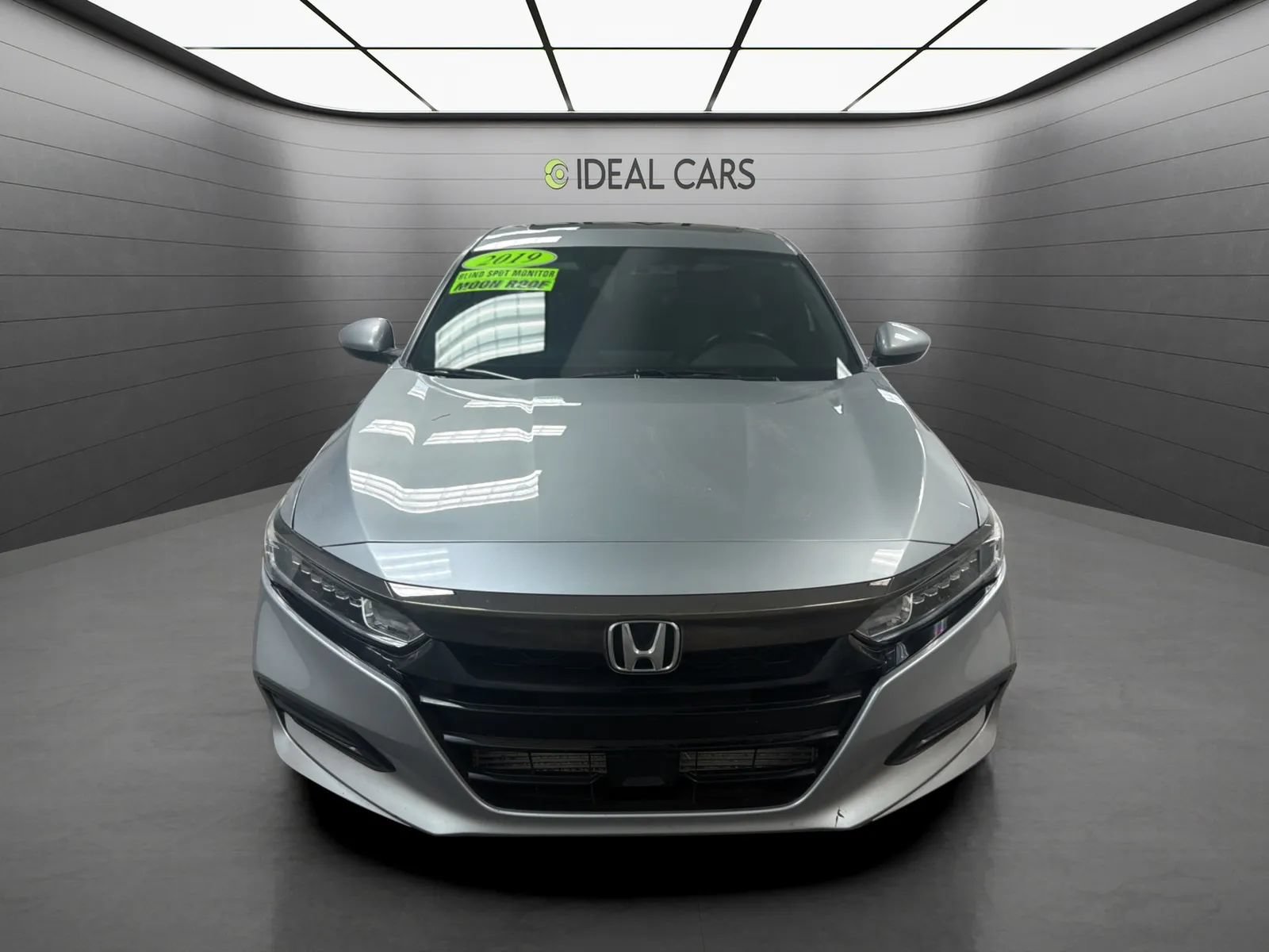 Used 2019 Honda Accord Sport image 2