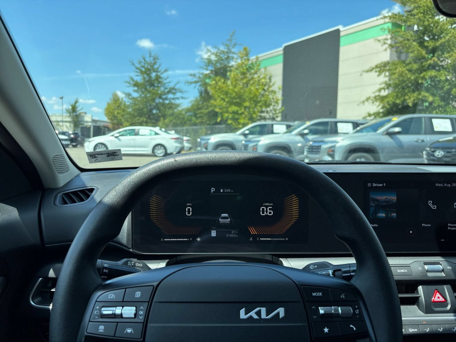 Used 2025 Kia K4 FWD image 32
