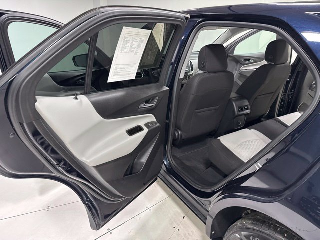 Used 2020 Chevrolet Equinox LS AWD/4WD image 21