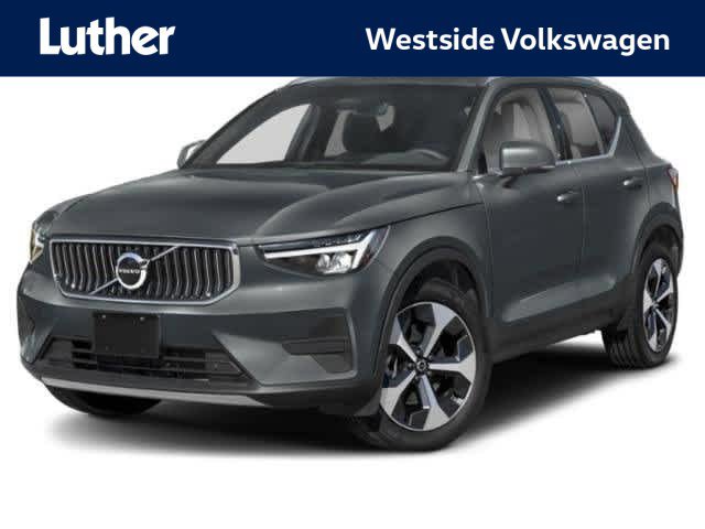 Used 2024 Volvo XC40 B5 Plus