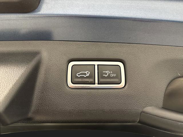 Used 2025 Kia Sorento SX Prestige image 16