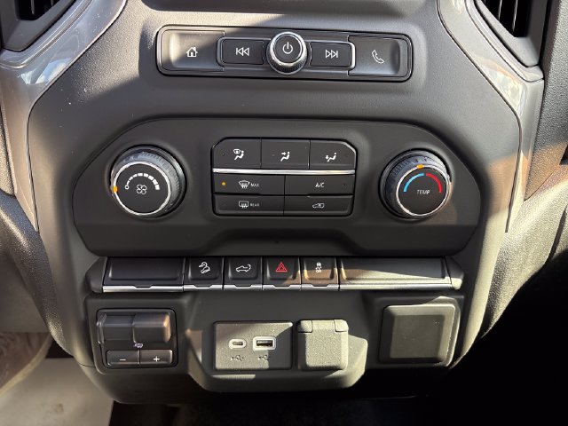 Used 2021 Chevrolet Silverado 1500 Custom Trail Boss AWD/4WD image 16