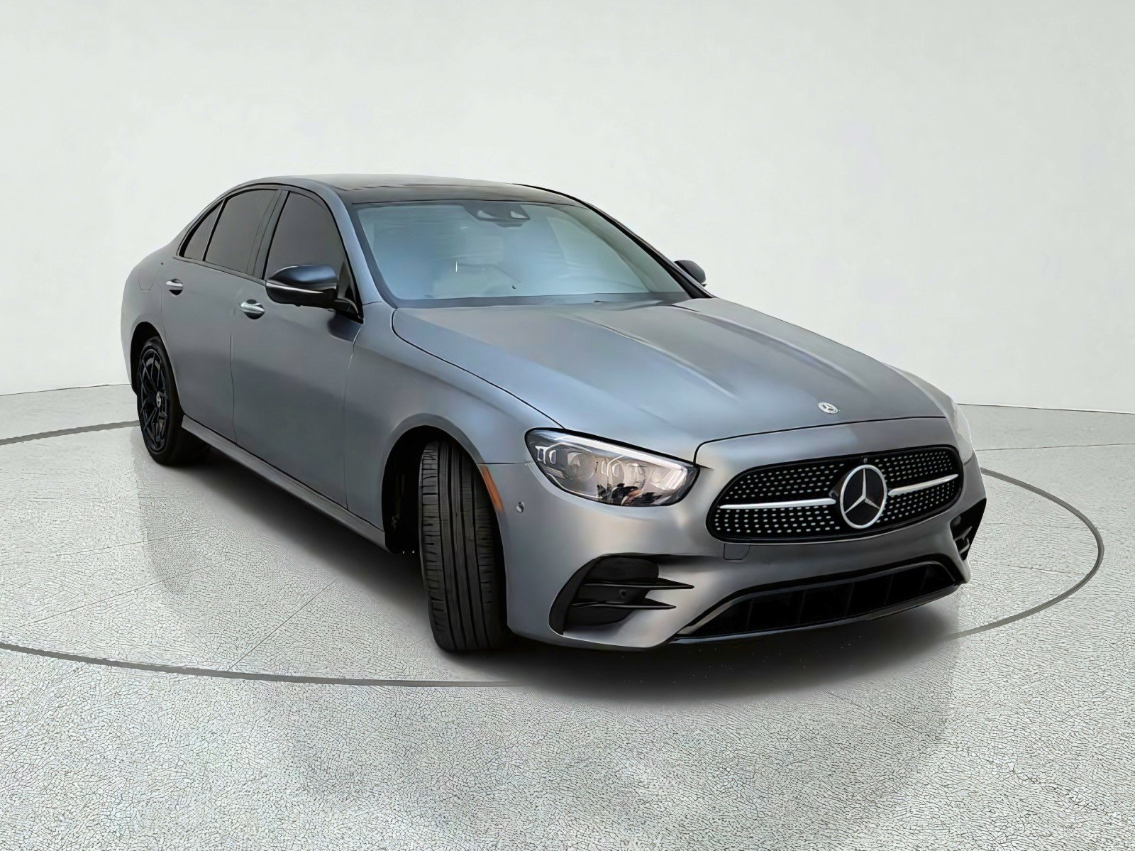 Certified 2023 Mercedes-Benz E 450 4MATIC Sedan image 4