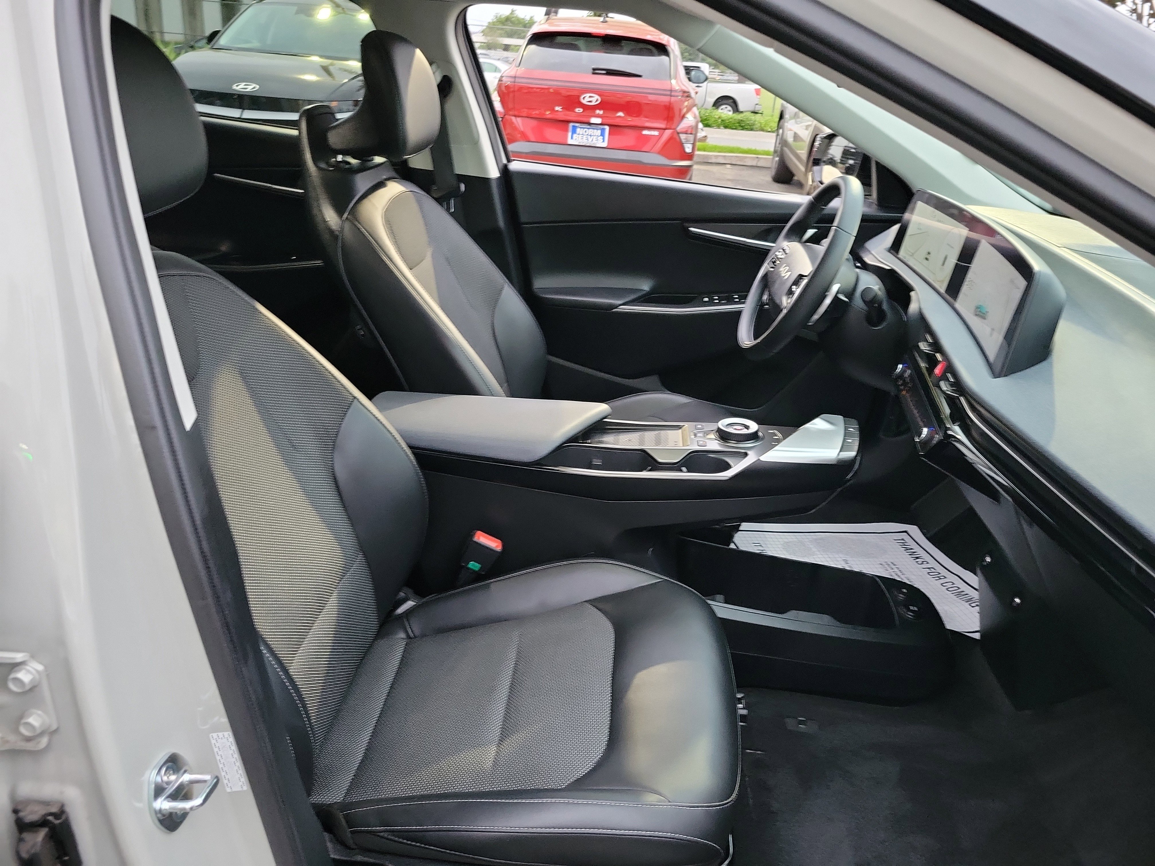 Used 2024 Kia EV6 Light image 19