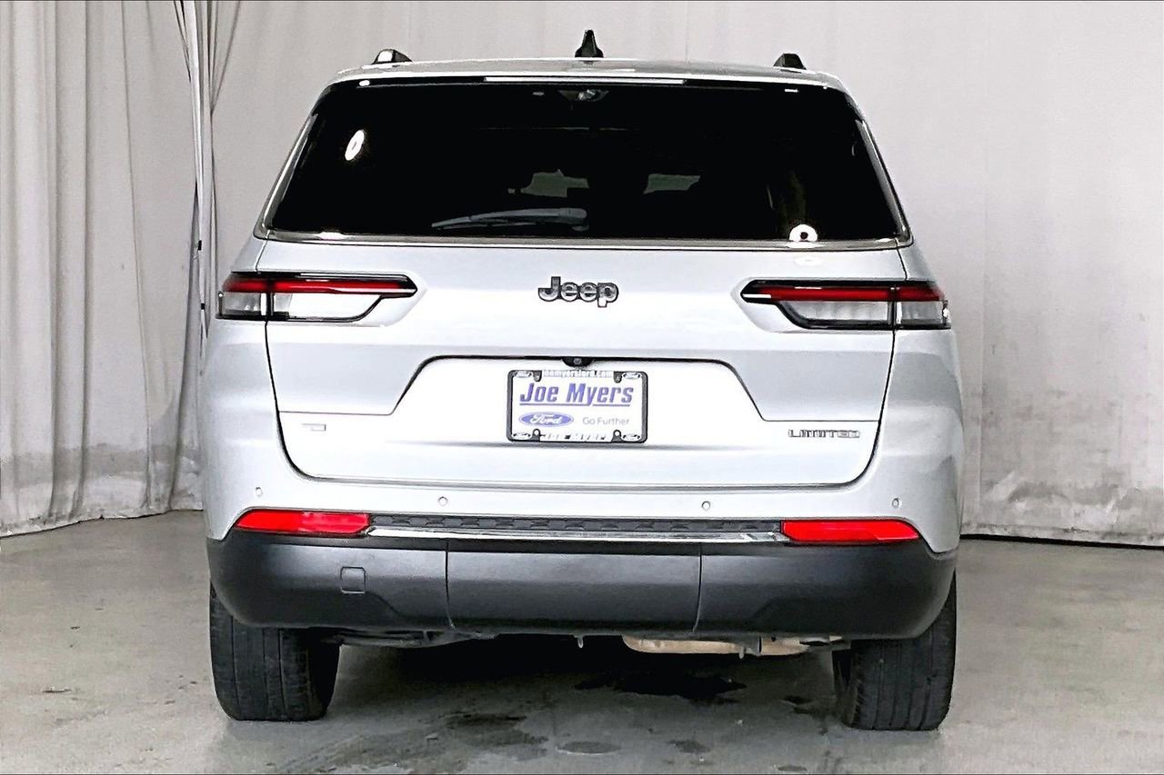Used 2023 Jeep Grand Cherokee L Limited w/ Luxury Tech Group II image 4