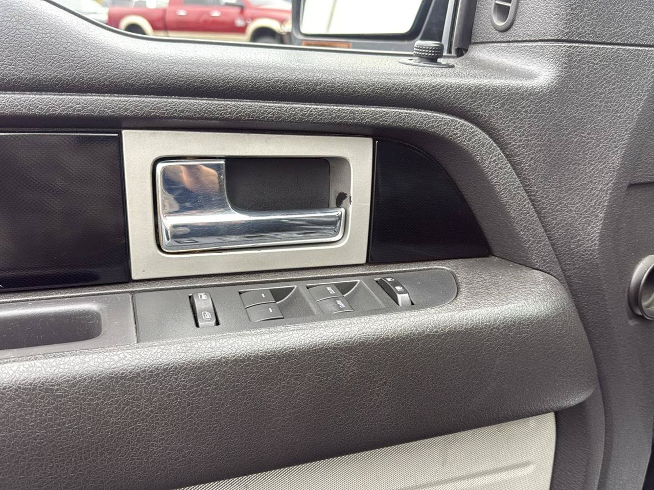 Used 2011 Ford F150 FX4 w/ FX Luxury Pkg AWD/4WD image 15