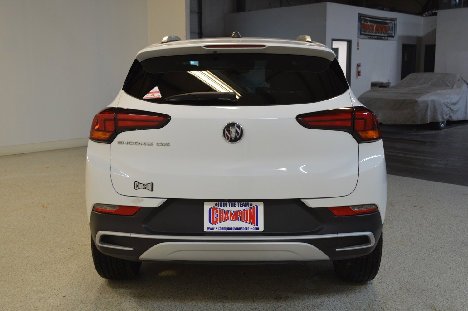 Used 2022 Buick Encore GX Select image 4