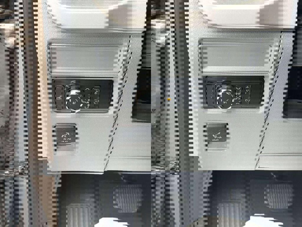 Used 2023 Ford F150 XLT image 21