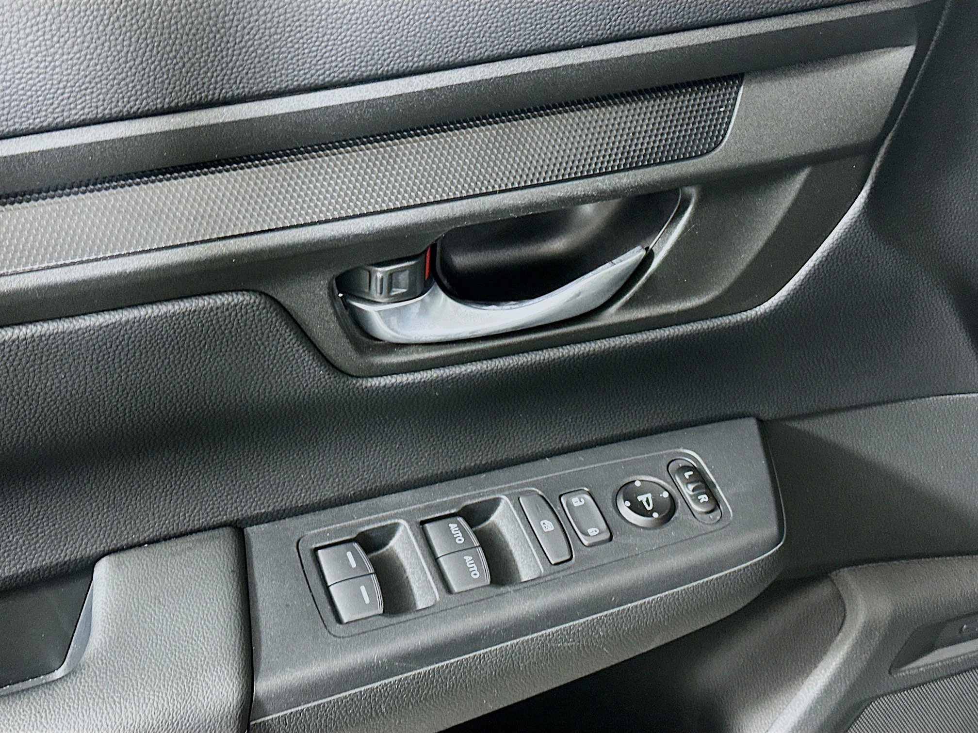 Used 2023 Honda CR-V Sport image 15