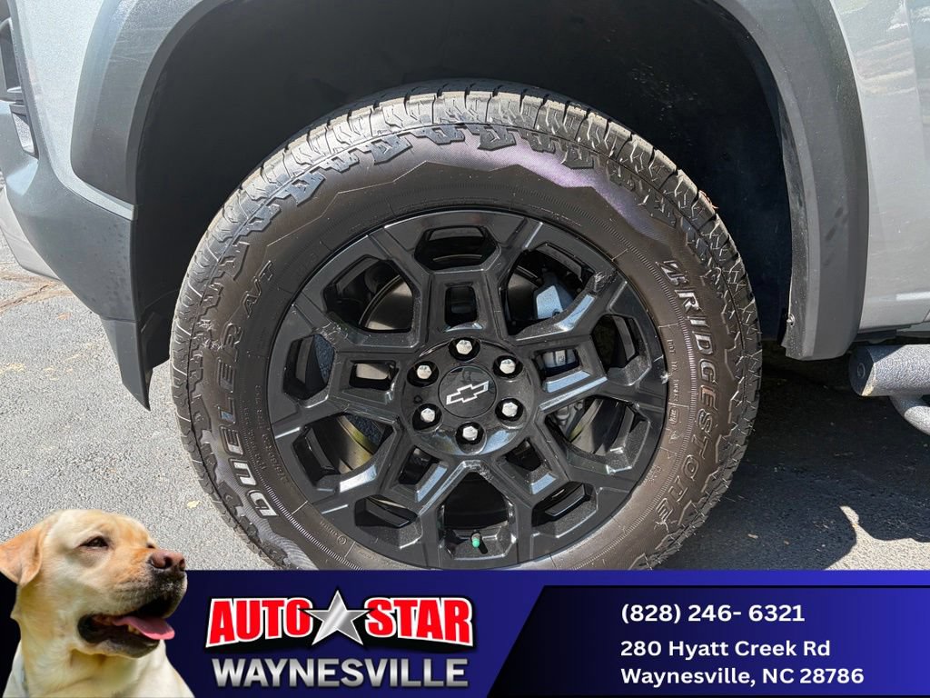 Used 2026 Chevrolet Colorado Trail Boss AWD/4WD image 32
