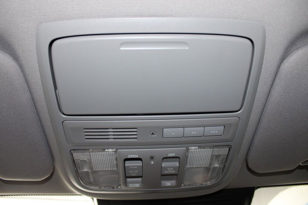Used 2019 Honda CR-V Touring image 34
