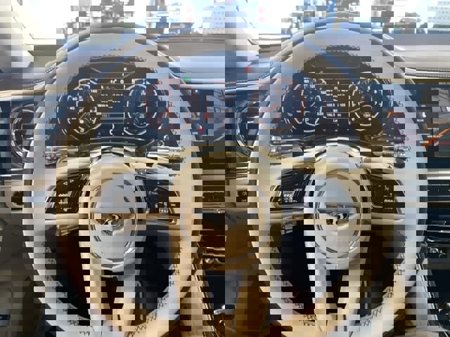 Used 2021 Bentley Flying Spur W12 image 9