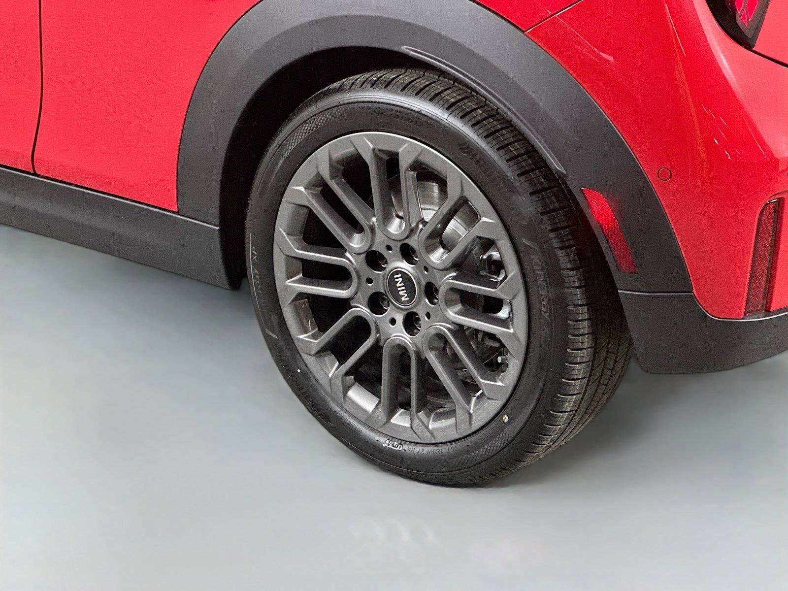 Used 2025 MINI Cooper S FWD image 25