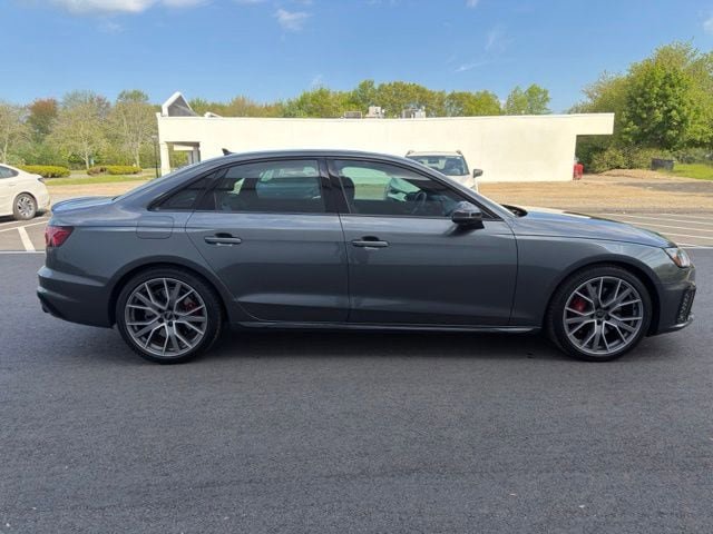 Used 2024 Audi S4 Premium Plus w/ Premium Plus Package AWD/4WD image 4