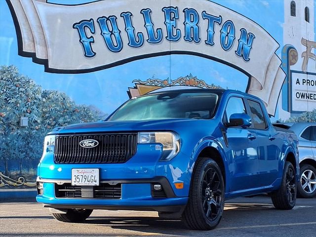 Used 2025 Ford Maverick Lobo image 1