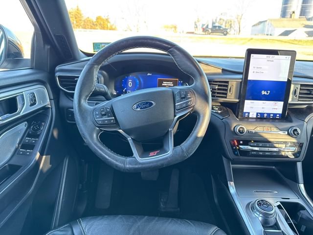 Used 2020 Ford Explorer ST w/ ST Street Pack image 13