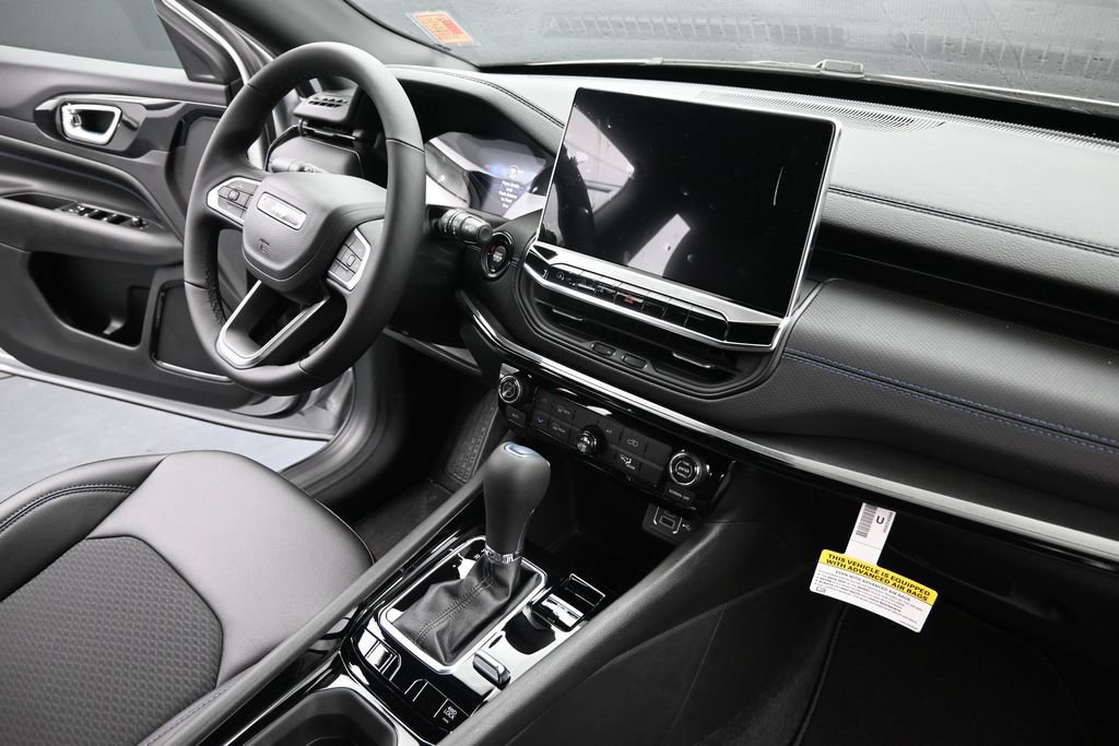 New 2026 Jeep Compass Latitude AWD/4WD image 25