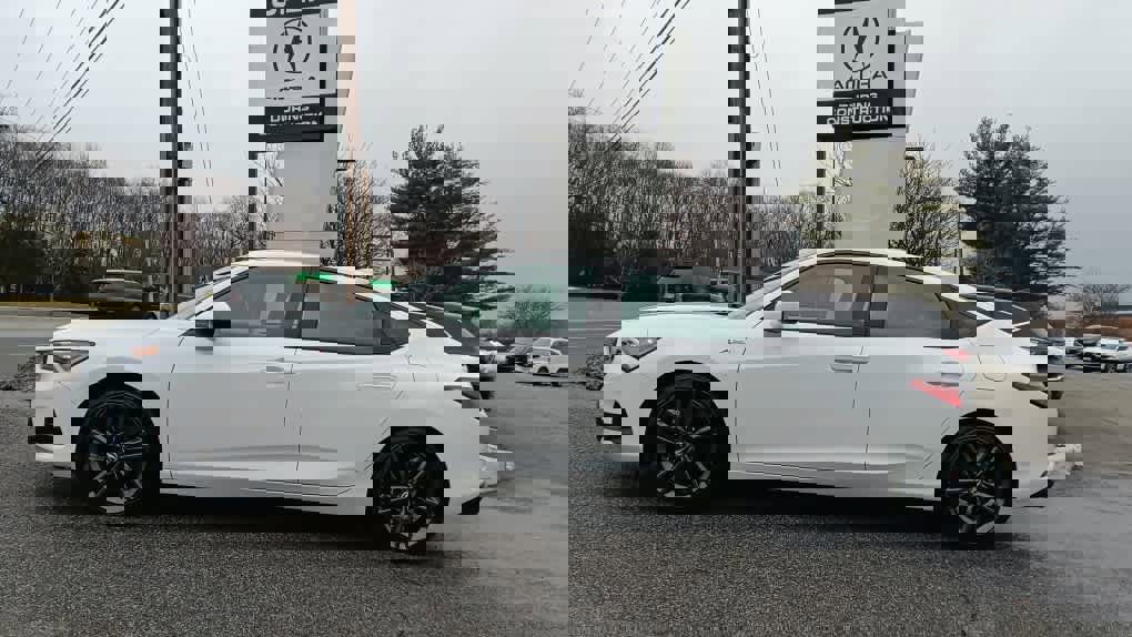 Used 2024 Acura Integra A-Spec image 2