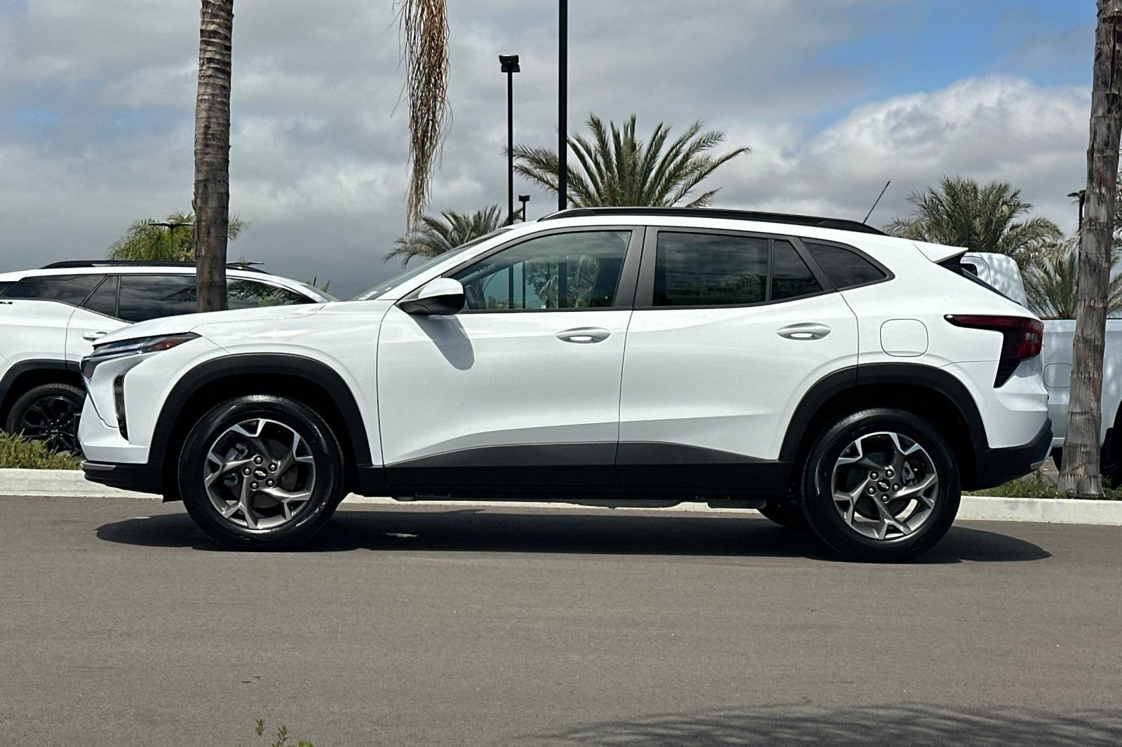 New 2026 Chevrolet Trax LT FWD image 7