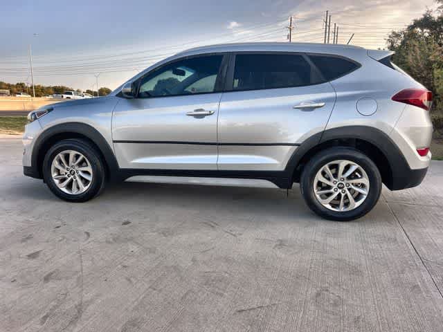 Used 2017 Hyundai Tucson SE w/ SE Popular Package 02 FWD image 4
