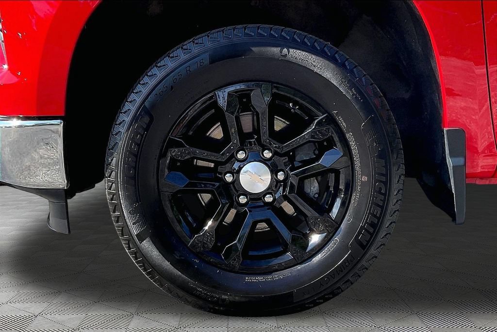 Used 2024 Chevrolet Silverado 1500 LT AWD/4WD image 37