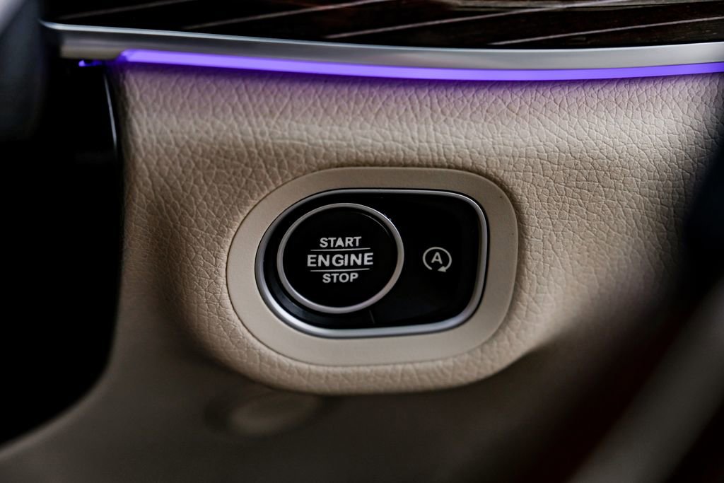 Used 2023 Mercedes-Benz GLS 580 4MATIC image 20