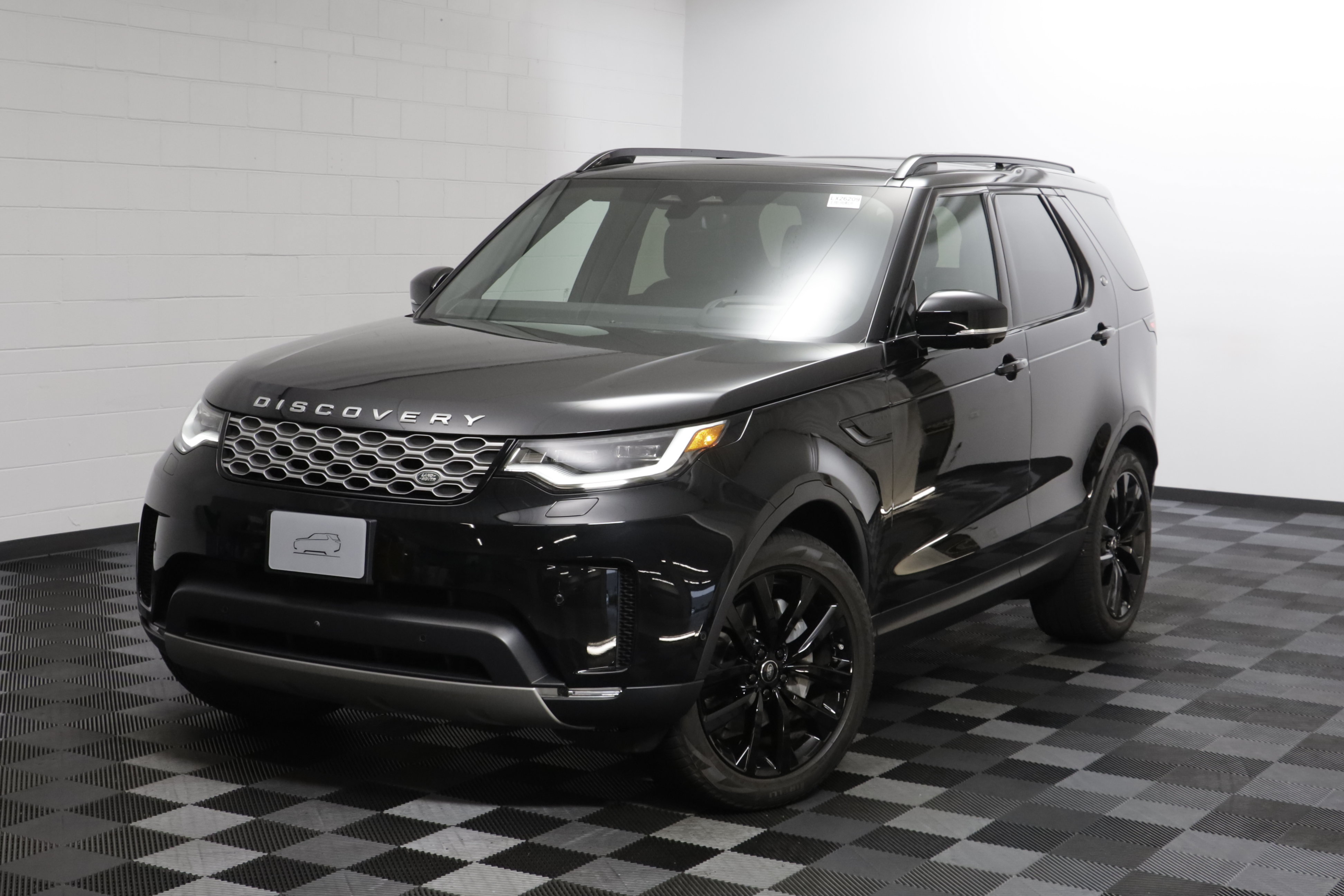 Certified 2026 Land Rover Discovery S AWD/4WD image 1