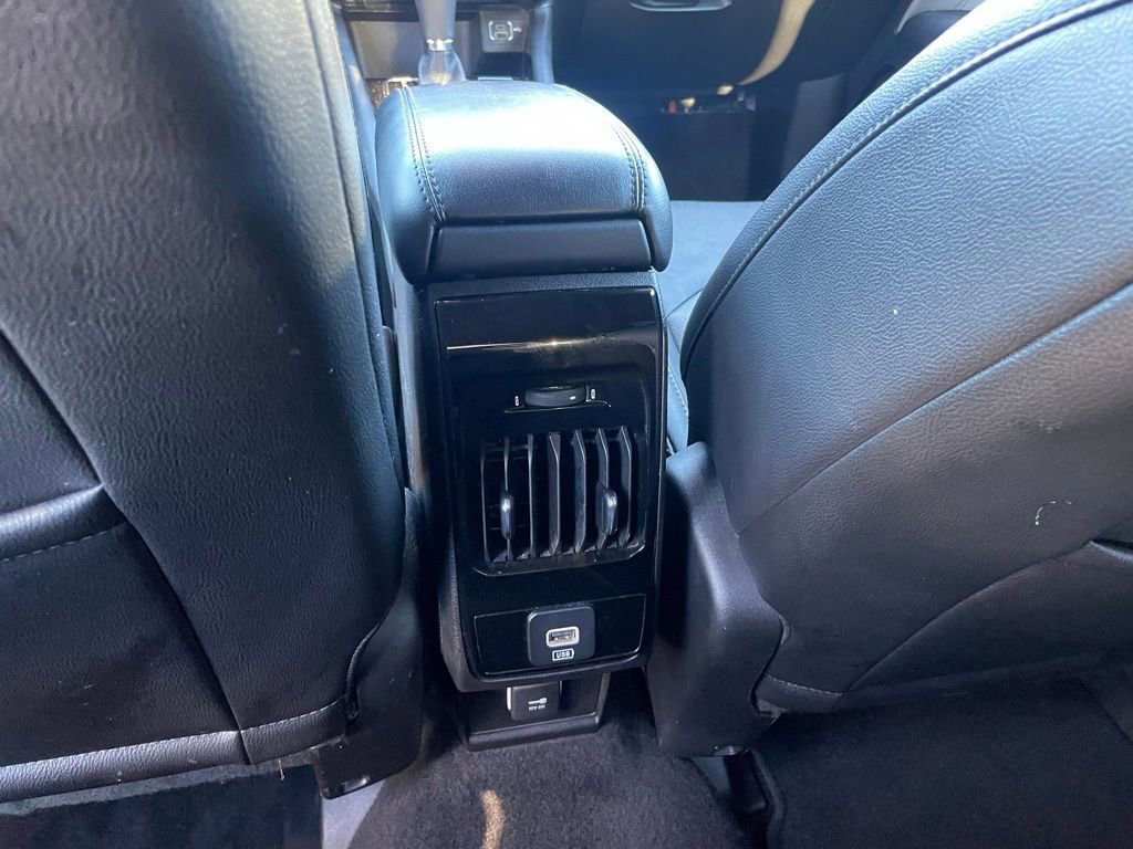 Used 2023 Jeep Compass Limited image 25